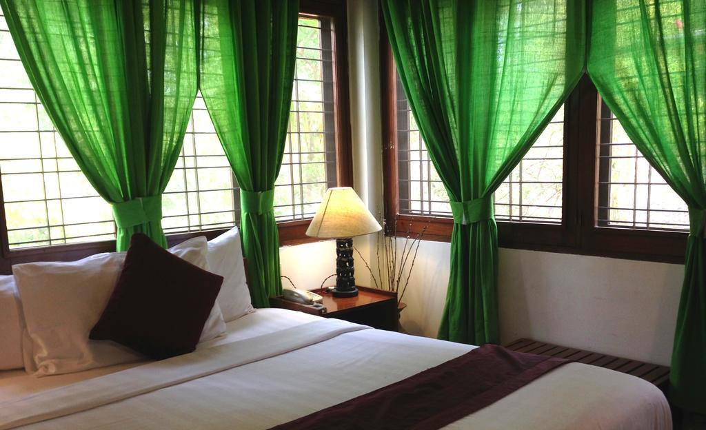 يانغون Classique Inn الغرفة الصورة